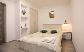 Golden Mountain Flat- Adults Only